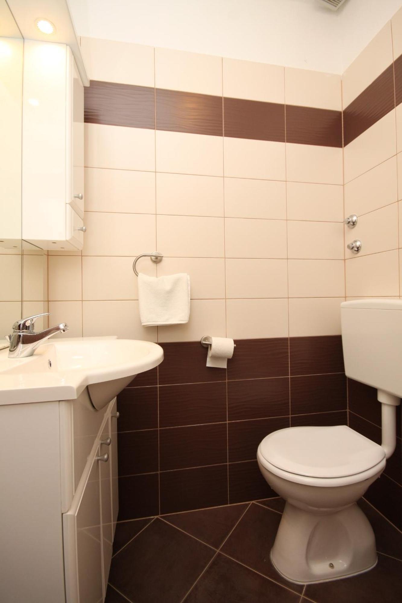 Family Friendly Apartments With A Swimming Pool Povljana, Pag - 244 Habitación foto